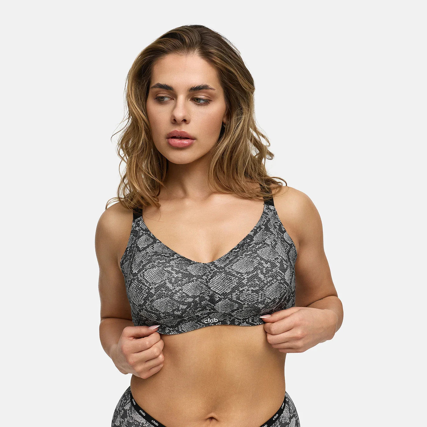 Seamless Compact Push-Up Bra