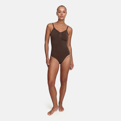 The model is 5'10" and wears a size S.
