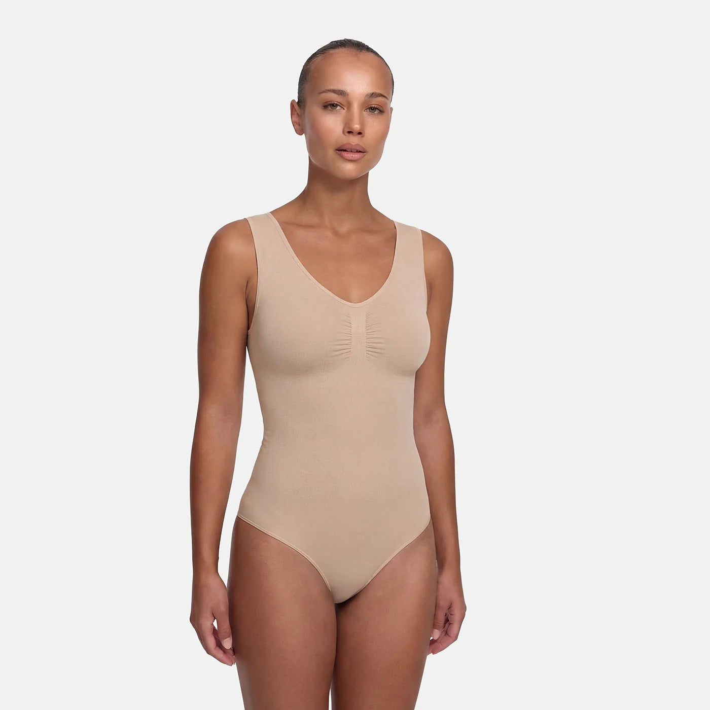 The model is 5'10" and wears a size S.