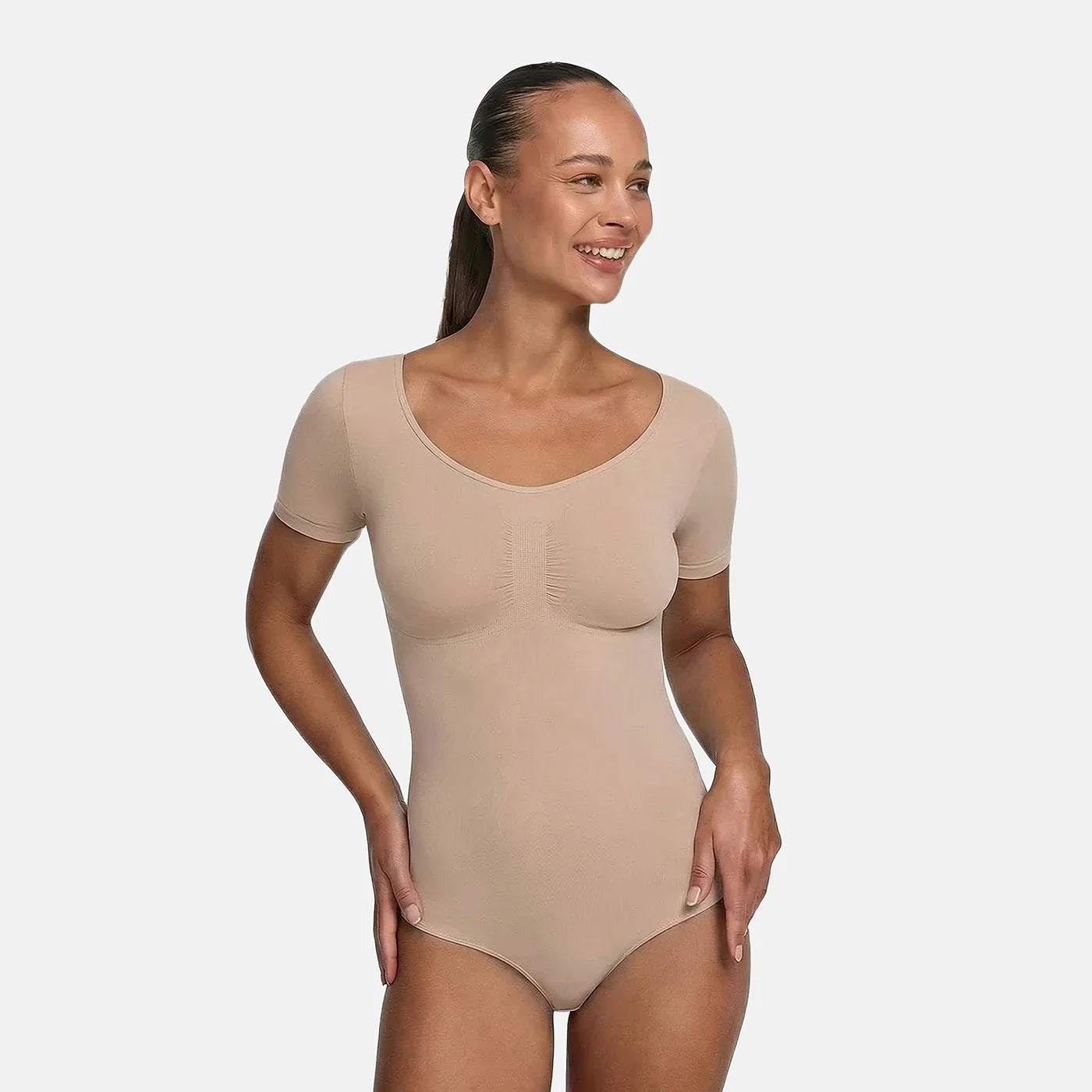 The model is 5'10" and wears a size S.