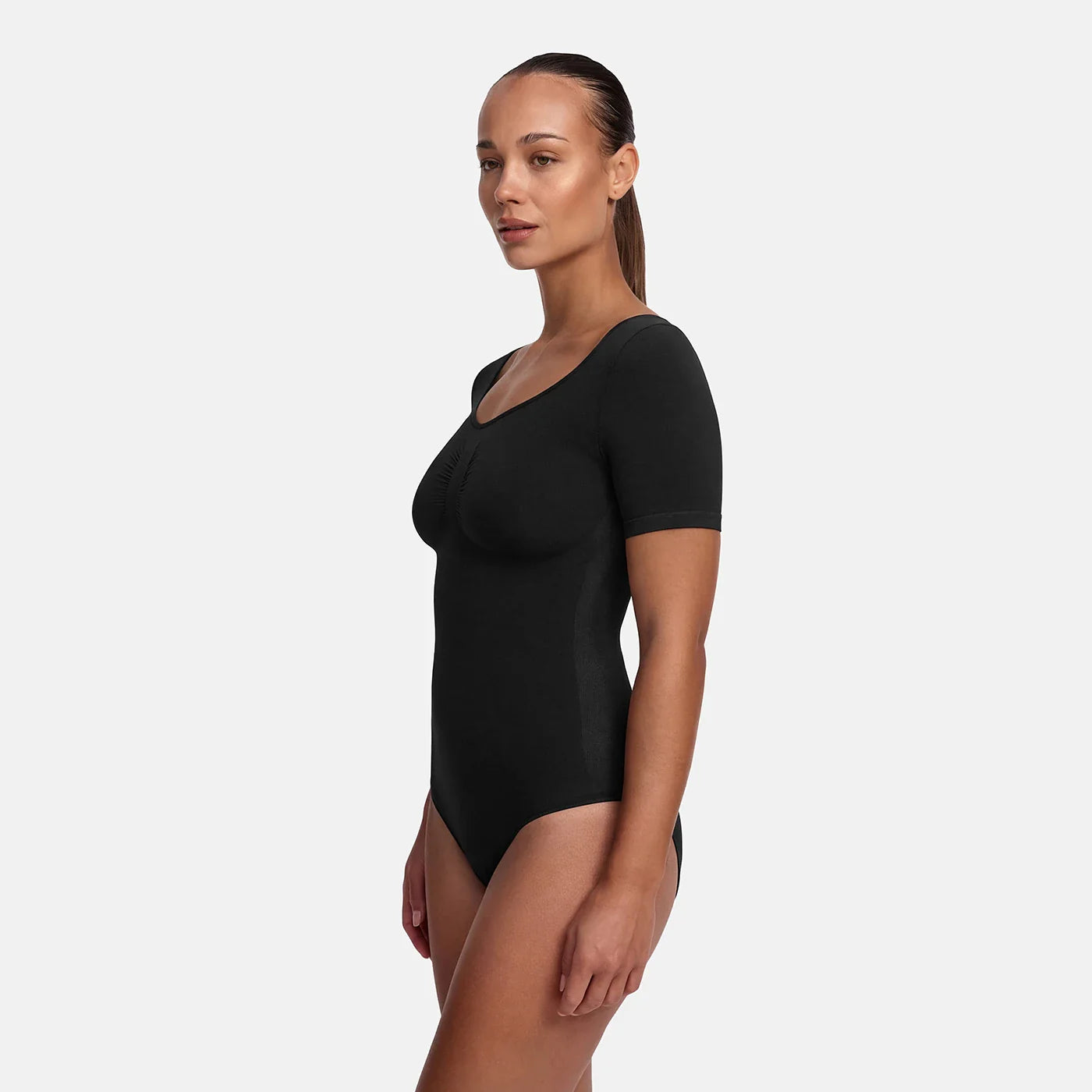 The model is 5'10" and wears a size S.