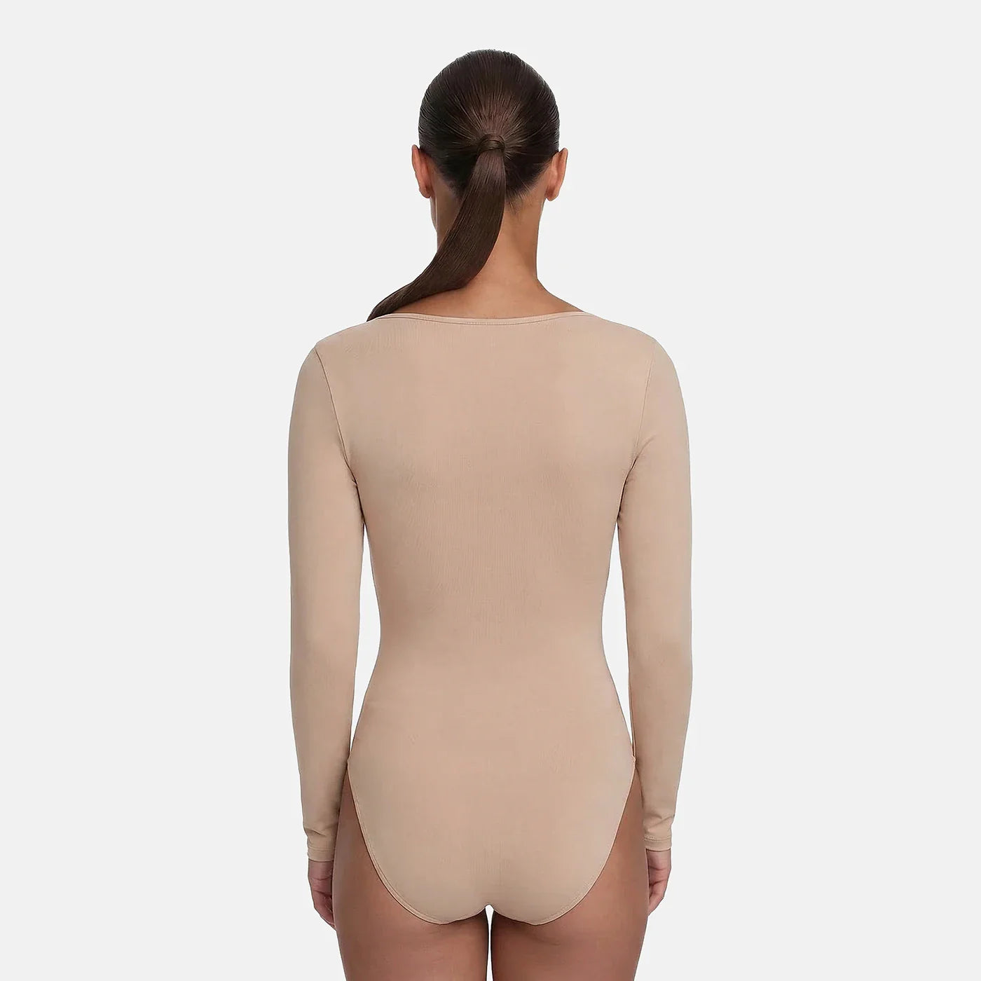 The model is 5'10" and wears a size S.