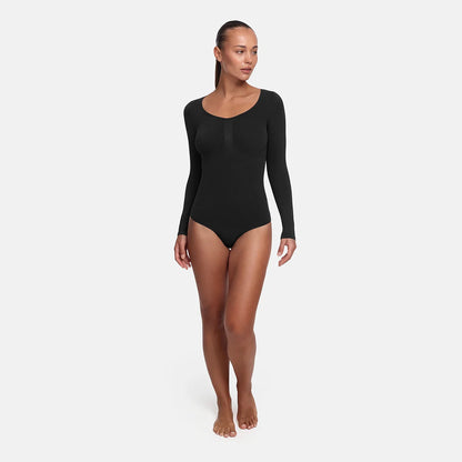 The model is 5'10" and wears a size S.