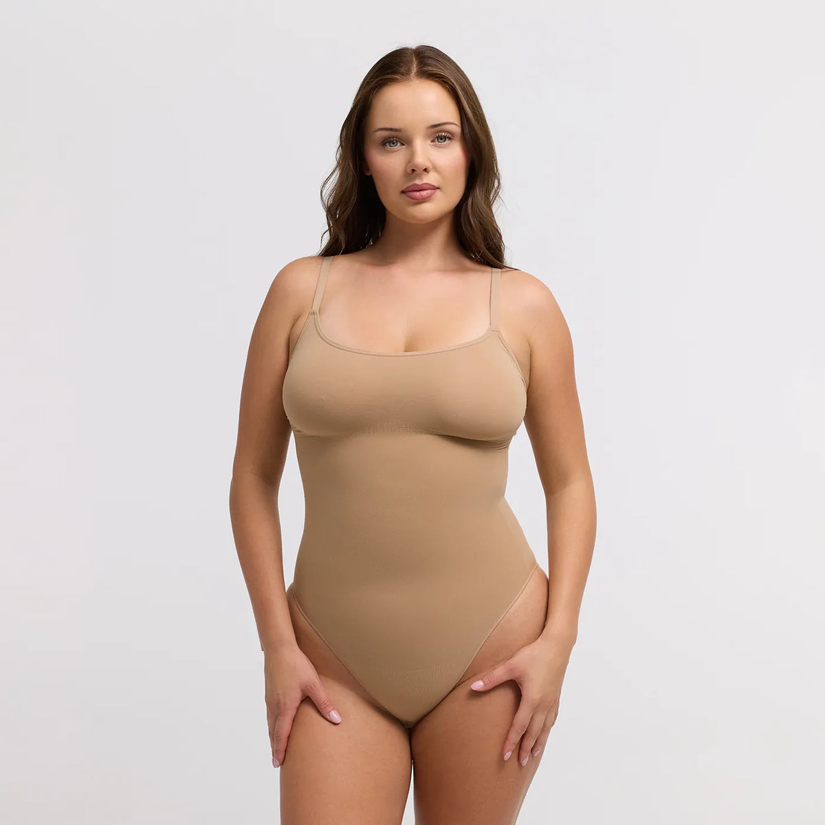 The model is 5'10" and wears a size L.
