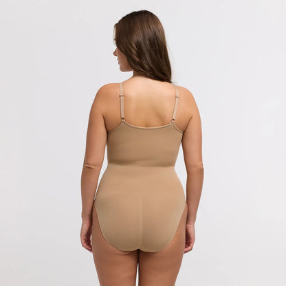 The model is 5'10" and wears a size L.