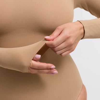 The model is 5'10" and wears a size L.