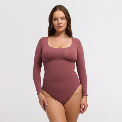 The model is 5'10" and wears a size L.