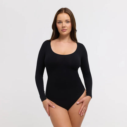 The model is 5'10" and wears a size L.
